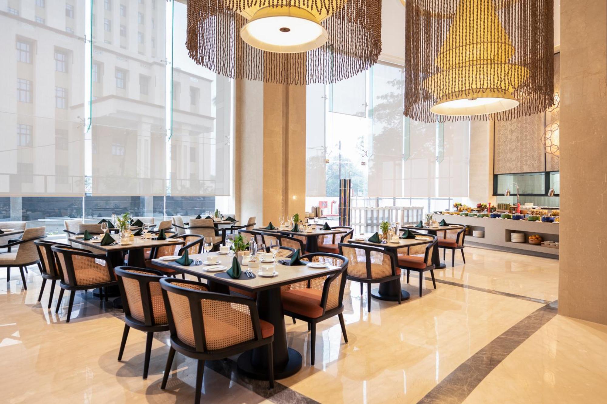 Lyfe Hotel Bhubaneswar Eksteriør billede